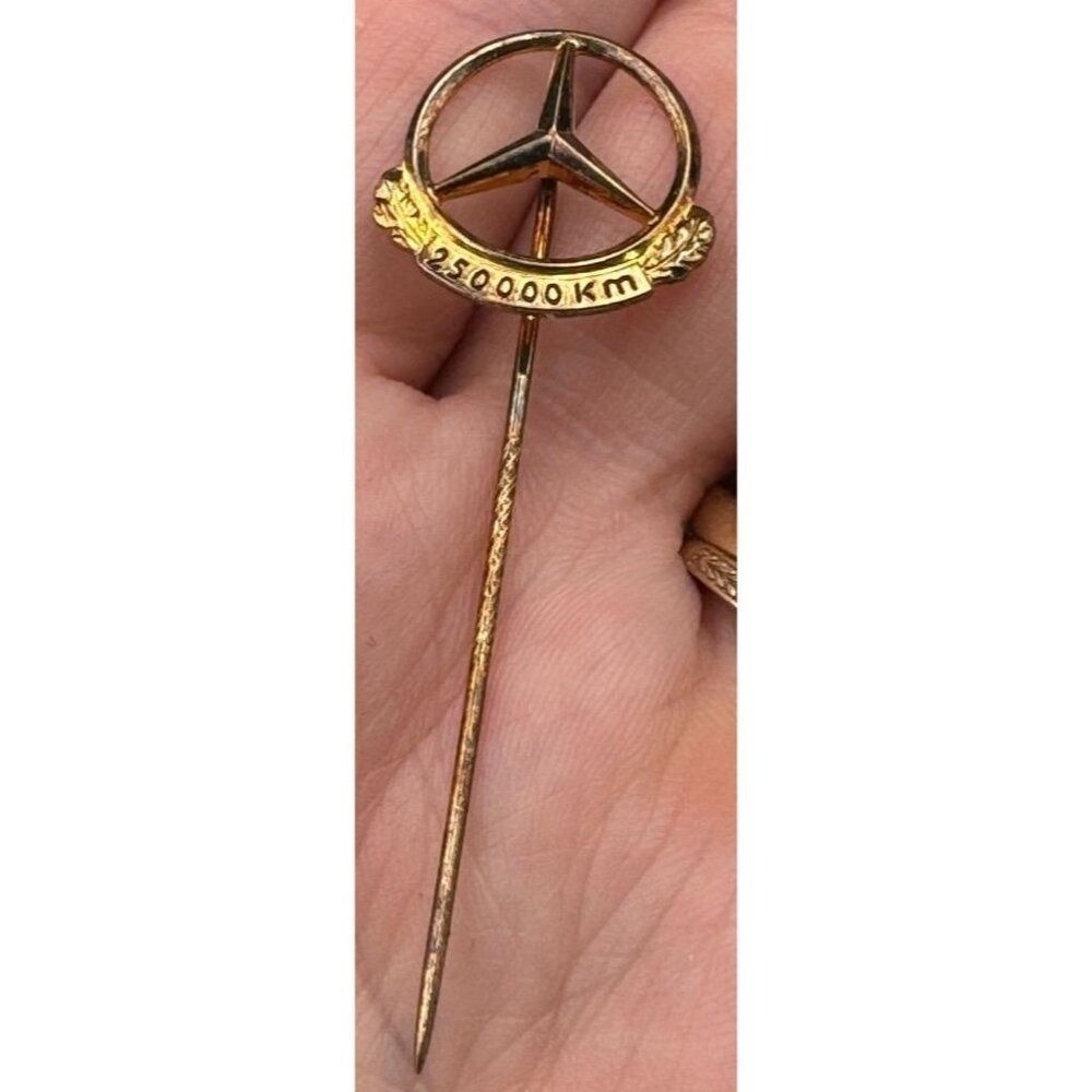 Vintage Stick Pin Mercedes-Benz 835 Silver Gold Wash 250000 KM Milestone
